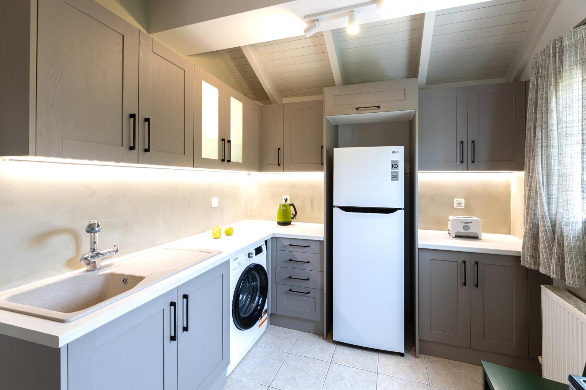Domus City Apartment อาร์กอสโตลี ภายนอก รูปภาพ